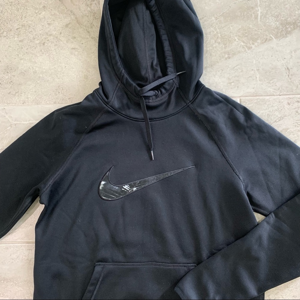 Nike Swoosh Therma Hoodie - Like New